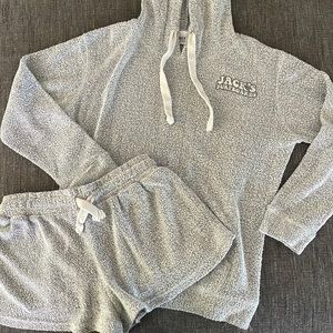 JACK’S SURFBOARDS SWEATSHIRT AND SHORTS